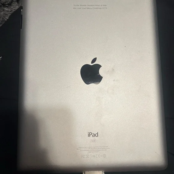 Apple Ipad 2  with White Border - Picture 2 of 6